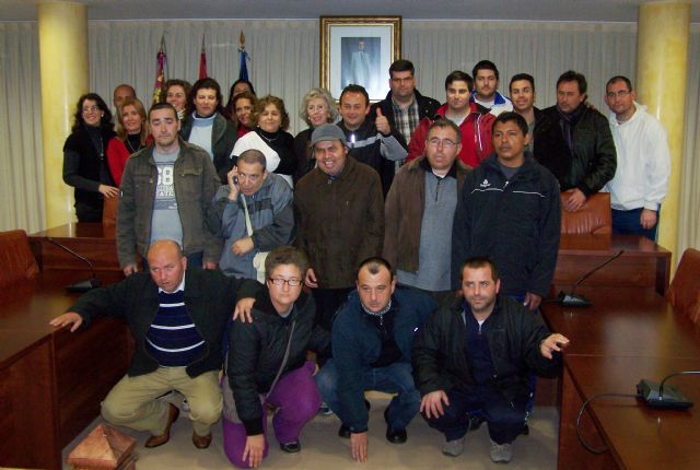 Los miembros de AFEMAC visitan el Ayuntamiento de Águilas - 1, Foto 1