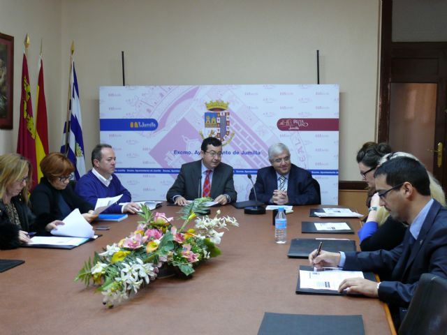 Ayer jueves se celebró, en la Sala de Concejales del Ayuntamiento de Jumilla, la reunión de Técnicos del Instituto de Fomento, con los integrantes de la Red PuntoPyme del Grupo Comarcal del Altiplano - 1, Foto 1