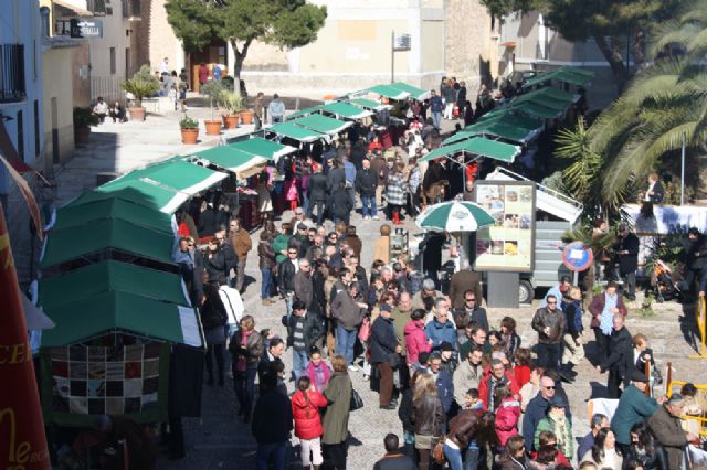 El frío no pudo con el Mercadillo Artesanal 'El Mesoncico' - 2, Foto 2