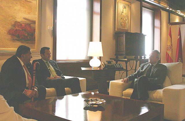El presidente de la Comunidad recibe al alcalde de Librilla - 1, Foto 1
