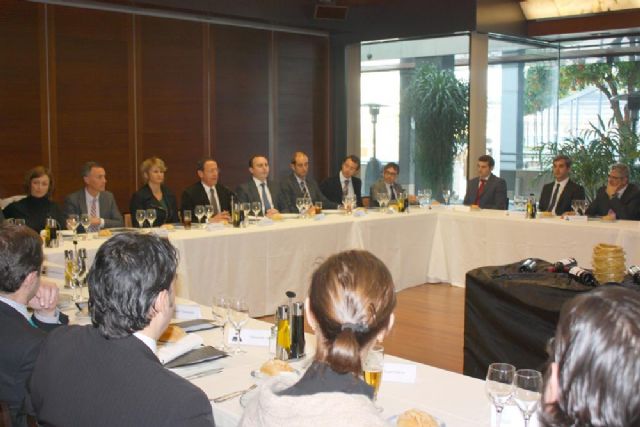 Cámara afirma que Murcia se encuentra en buena situación para superar la crisis - 3, Foto 3