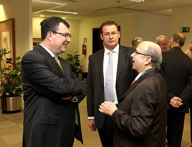 El consejero José Ballesta aboga por impregnar de innovación a la sociedad para impulsar el crecimiento económico de España - 2, Foto 2