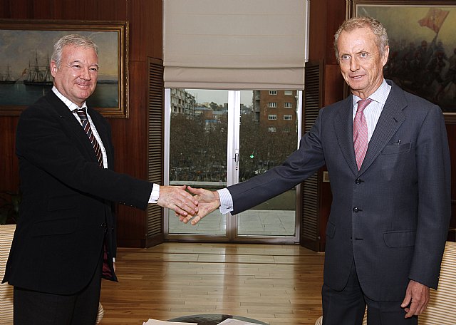 Valcárcel destaca que no hay ninguna pega para que se cumplan plazos y calendarios del Aeropuerto Internacional de la Región de Murcia - 2, Foto 2