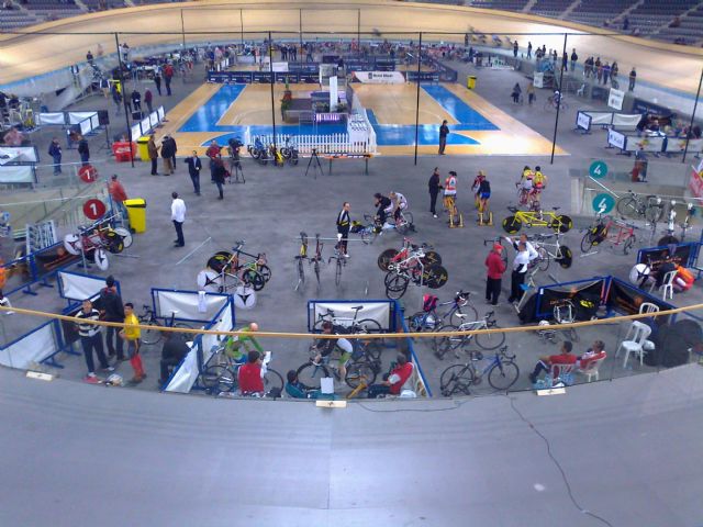 Dos medallas de bronce en los campeonatos de España de ciclismo adaptado en pista - 4