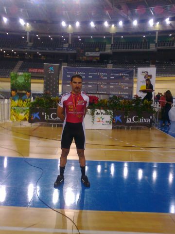 Dos medallas de bronce en los campeonatos de España de ciclismo adaptado en pista - 11