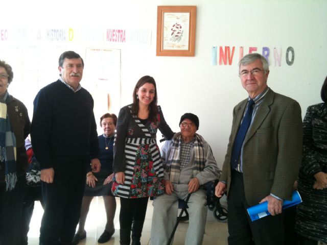El Alcalde de Blanca y el director general del IMAS visitan la residencia de ancianos del municipio - 1, Foto 1