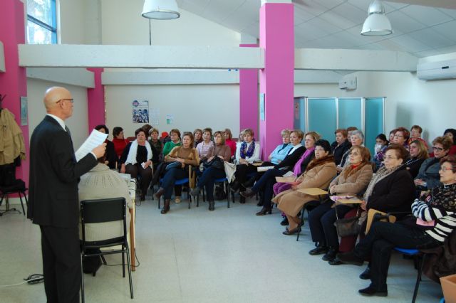 La asociación torreña de mujeres Isabel González, muy activa - 1, Foto 1