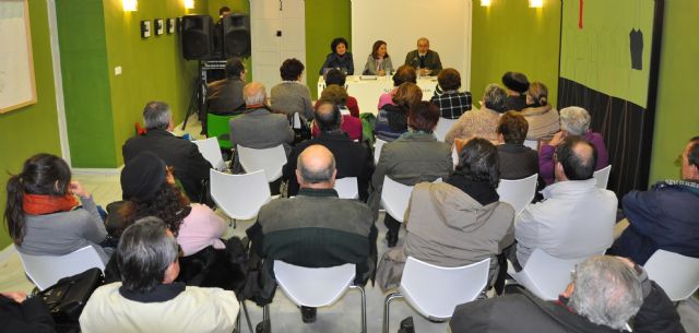 Presentación del libro 'Filosofiana' en el Centro Cultural Casa de los Duendes - 1, Foto 1
