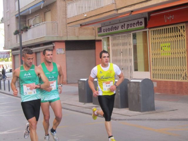 Gran papel del Club Atletismo Totana en la I Media Maratn 