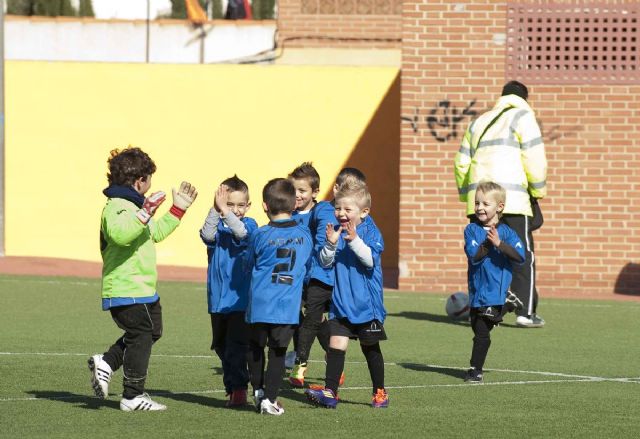 El juego limpio y la deportividad destacan en la modalidad de Fútbol 5 - 5, Foto 5
