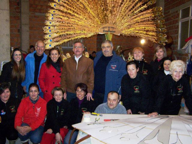 Cinco espectaculares disfraces participarán el domingo en el XII Concurso de Trajes de Papel del Carnaval de Águilas - 1, Foto 1
