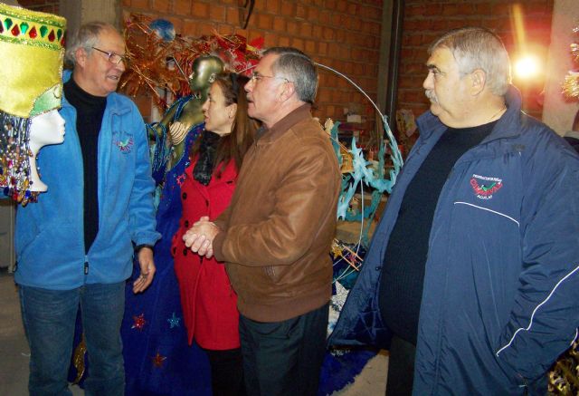 Cinco espectaculares disfraces participarán el domingo en el XII Concurso de Trajes de Papel del Carnaval de Águilas - 2, Foto 2
