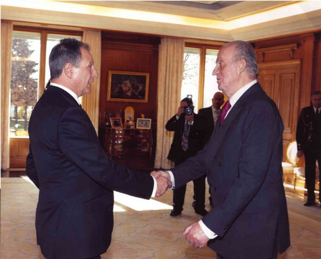 Los Graduados Sociales de España entregan al Rey la Gran Cruz de la Justicia Social - 1, Foto 1