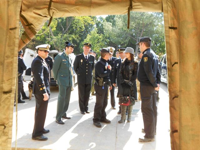 Más de mil alumnos visitan hoy el campamento instalado en el Malecón dedicado a las misiones internacionales - 4, Foto 4