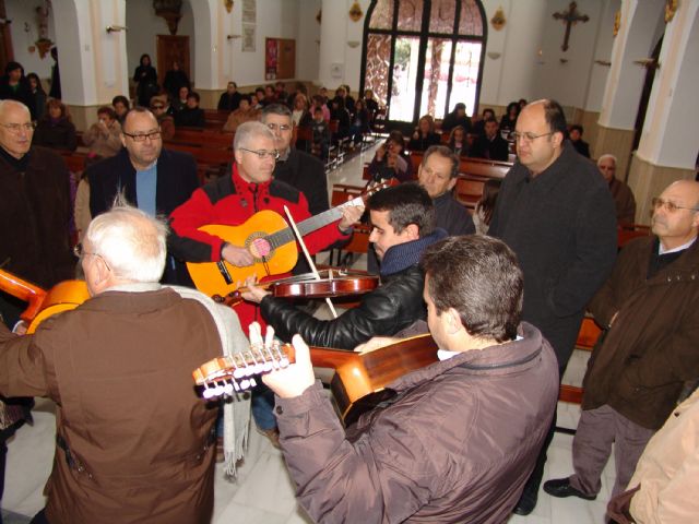 La pedanía murciana de Santa Cruz disfrutó del repertorio de los auroros torreños - 4, Foto 4