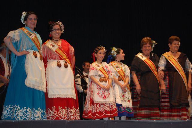 Bailes, música y colorido en la decimocuarta edición del Certamen de Folklore Villa de Blanca - 1, Foto 1