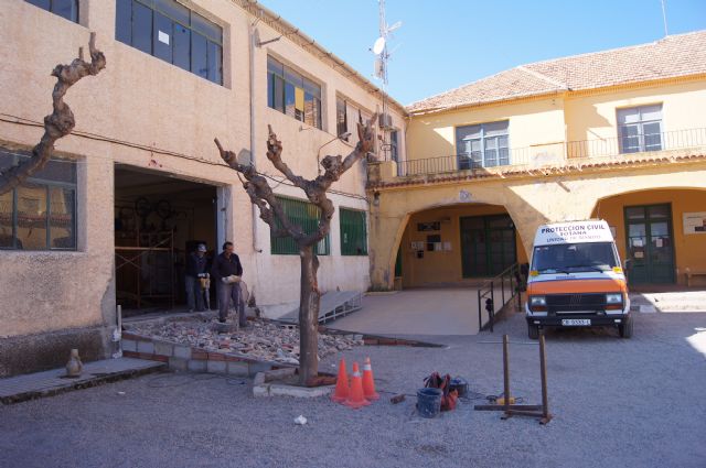 The City Council grants the Ministry of Interior about dependencies in the Old Institute for the temporary transfer of the headquarters of the Guardia Civil, Foto 1
