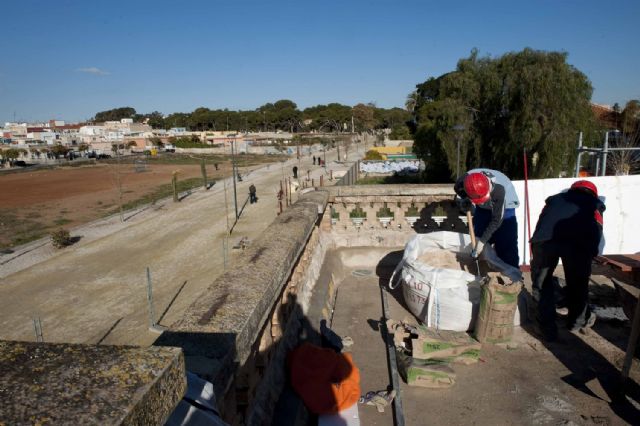 El antiguo apeadero de Barrio Peral lucirá como nuevo a final de año - 4, Foto 4