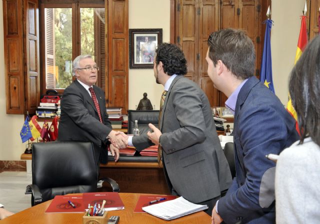 La Universidad de Murcia firma un convenio para que los estudiantes realicen prácticas en empresas del Guadalentín, Foto 2