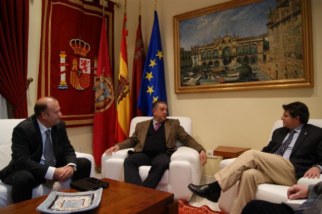El Alcalde de Lorca recibe a representantes de la compañía Cepsa - 1, Foto 1