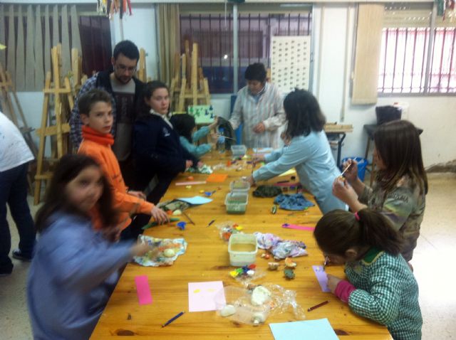 Un taller de grabado con hortalizas para celebrar el Día de la Amistad en Las Torres de Cotillas - 2, Foto 2