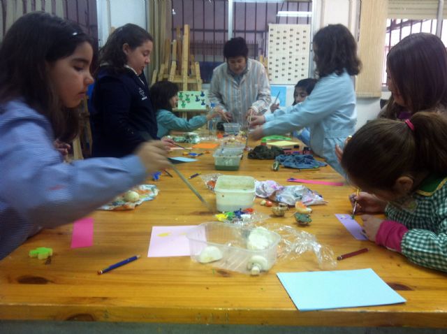 Un taller de grabado con hortalizas para celebrar el Día de la Amistad en Las Torres de Cotillas - 3, Foto 3