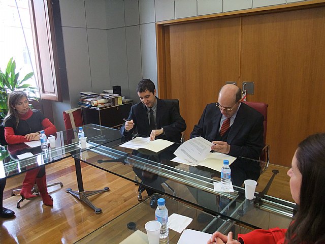 Turismo y la Universidad Internacional Menéndez Pelayo aúnan esfuerzos para la formación turística - 1, Foto 1