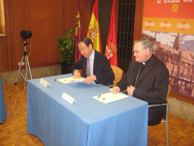 El Alcalde impulsa la restauración integral de la histórica parroquia de Era Alta - 1, Foto 1