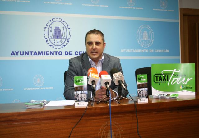 Se presenta el nuevo servicio turístico 'Taxitour' - 2, Foto 2