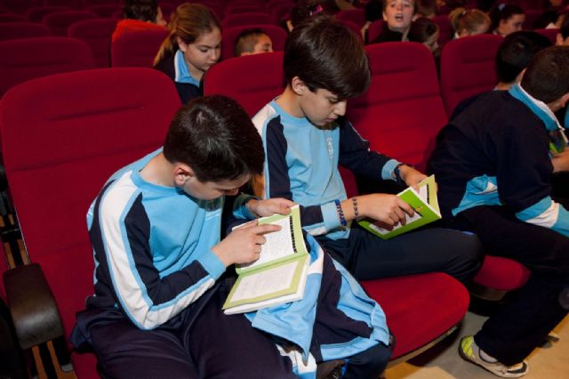 El escritor Jesús Ballaz convierte a los niños en héroes - 1, Foto 1