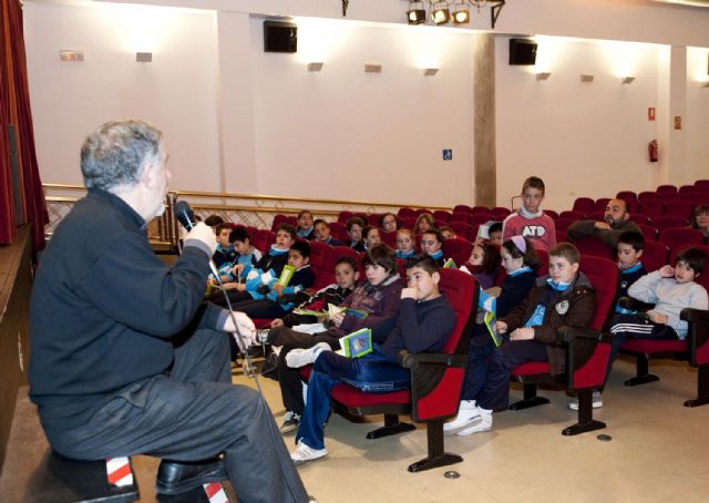 El escritor Jesús Ballaz convierte a los niños en héroes - 4, Foto 4