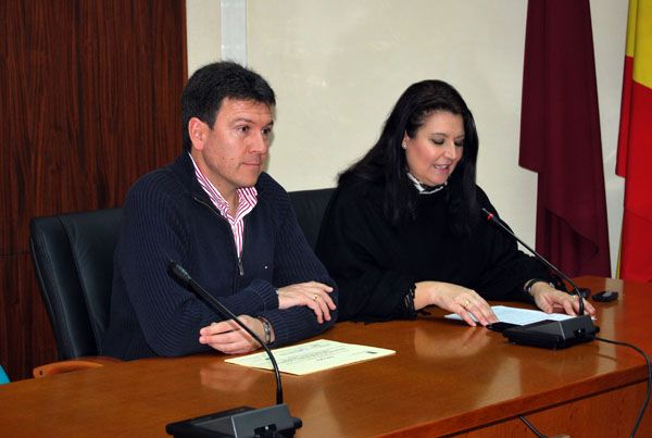 Doce alumnos reciben sus diplomas por el Curso de Estrategias De Autonoma Personal Y Desarrollo De Habilidades Sociales Y Laborales, Foto 1