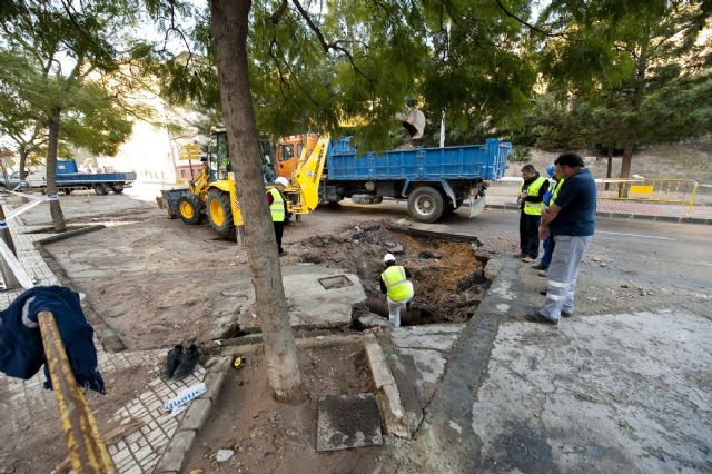 Capitanes Ripoll estará cortada al tráfico 12 horas por la rotura de una tubería de agua de la Mancomunidad - 3, Foto 3