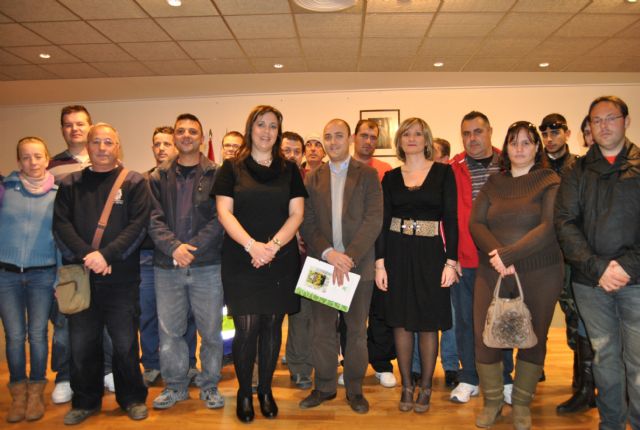Veinticinco alumnos reciben sus diplomas de los cursos de Parques y Jardines - 1, Foto 1