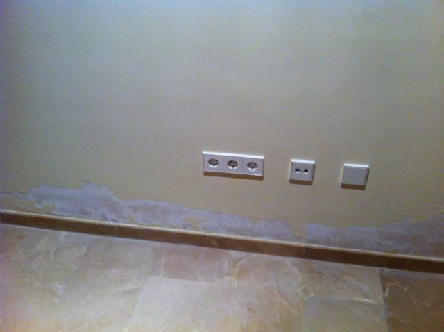 El PSOE denuncia la situación de los dúplex construidos por SUVILOR en Las Terreras - 2, Foto 2