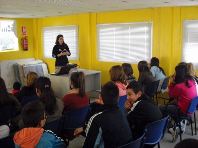 Los alumnos del IES de La Florida visitan el Ecoparque Municipal torreño - 1, Foto 1