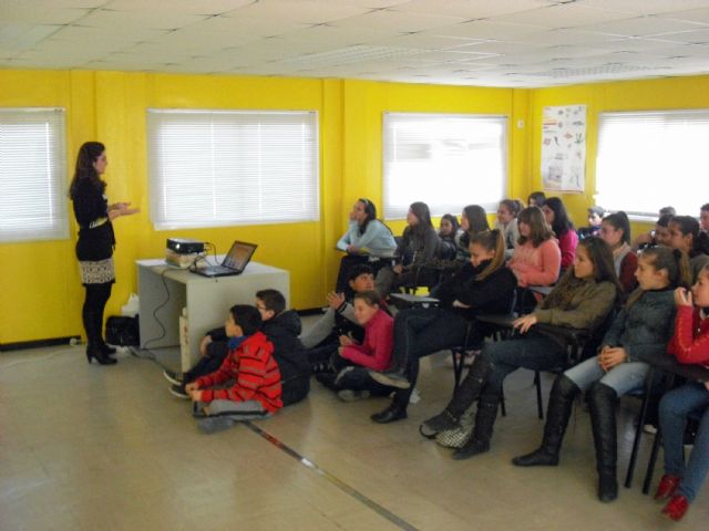 Los alumnos del IES de La Florida visitan el Ecoparque Municipal torreño - 2, Foto 2