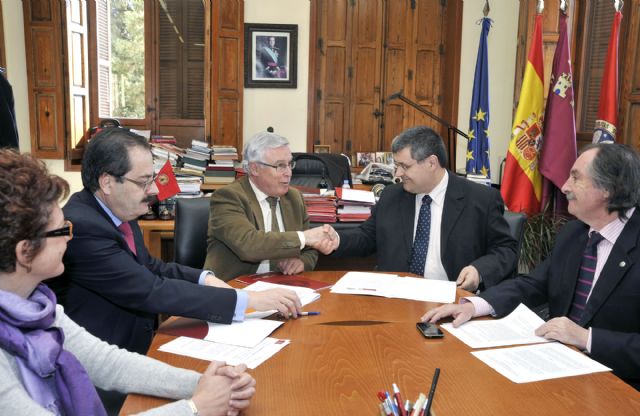 La Universidad de Murcia realizará acciones formativas en materia de privacidad y protección de datos - 1, Foto 1