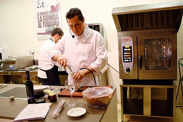 Una veintena de institutos de Secundaria de la Región participan en el concurso internacional de robótica ´First Lego League´ - 2, Foto 2