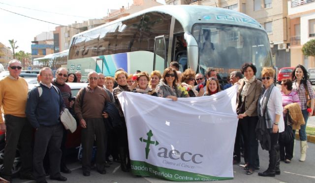 Más de 150 personas del Puerto Lumbreras acuden a la corrida de toros del XVIII Festival a beneficio de la AECC - 1, Foto 1