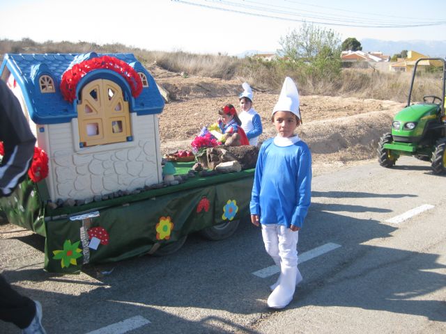 Los alumnos de la Escuela Infantil y del Colegio Guadalentín de el Paretón-Cantareros fueron los protagonistas del divertido desfile de carnaval, Foto 2