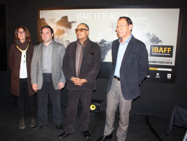 IBAFF 2012 distingue la carrera del director iraní Abbas Kiarostami - 1, Foto 1