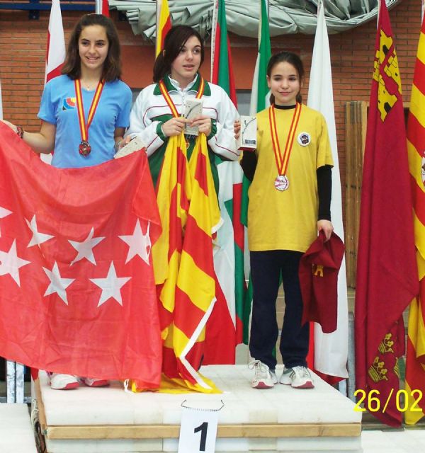 La cartagenera Lucía Castejón consigue la medalla de bronce en el Campeonato Nacional de Tiro con Arco - 1, Foto 1