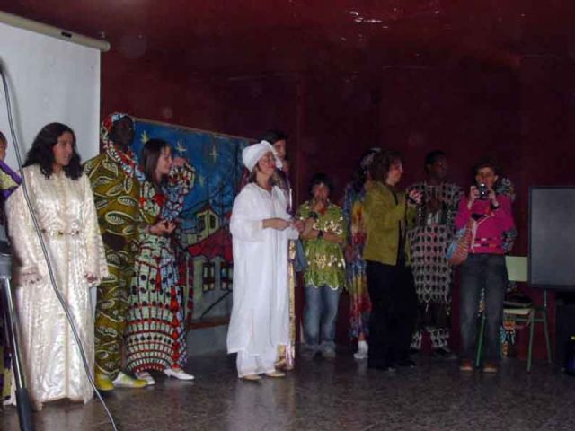 La interculturalidad se cuela en las aulas - 1, Foto 1