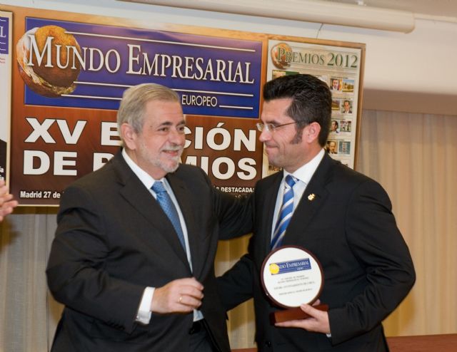El Ayuntamiento de Lorca recibe el premio Mundo Empresarial Europeo como reconocimiento al trabajo de recuperación tras los terremotos - 1, Foto 1