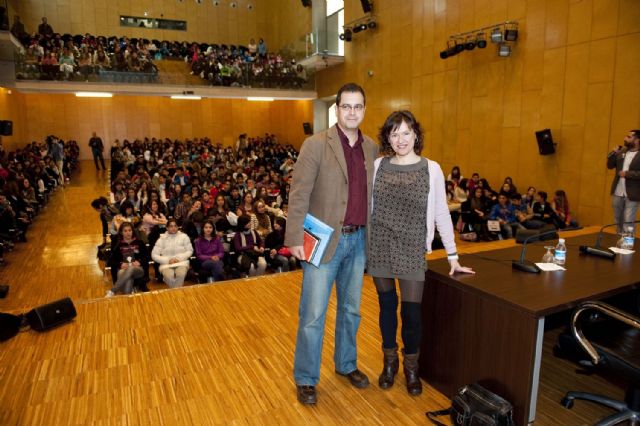 Marisol Ortiz ayuda a los jóvenes a descartar lo superfluo con su libro La Canción de Shao Li - 5, Foto 5