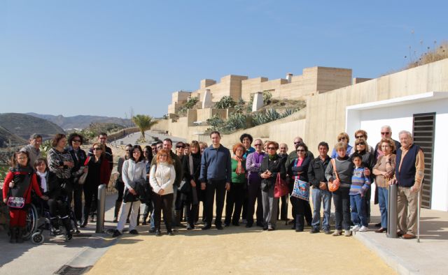 La Asociación de Esclerosis Múltiple del Área III de Salud de la Región de Murcia celebra una jornada de convivencia en Puerto Lumbreras - 1, Foto 1
