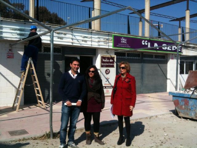 17 lorquinos contratados por el Ayuntamiento de Lorca rehabilitan el Espacio Joven del Huerto de la Rueda como sede del Consejo de la Juventud - 1, Foto 1