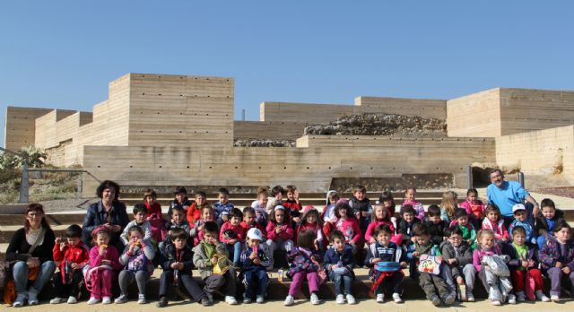 La concejalía de Turismo diseña una oferta específica para que los centros educativos puedan visitar el entorno del Castillo de Nogalte y las Casas Cueva - 1, Foto 1
