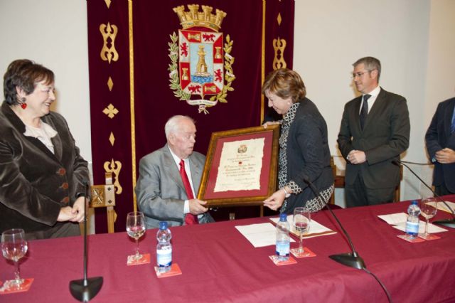 El nuevo Cartagenero del Año, fiel a sus principios, dedica el premio a los enfermos mentales - 2, Foto 2